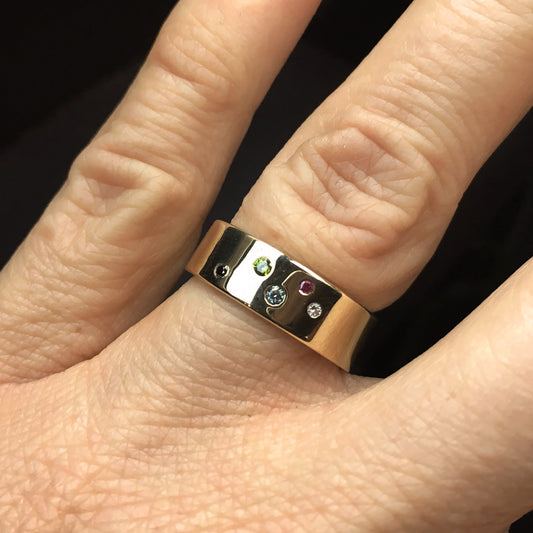 Square classic and diamonds three - gold