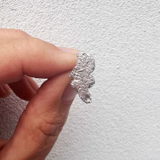 Scratchy unique large 1