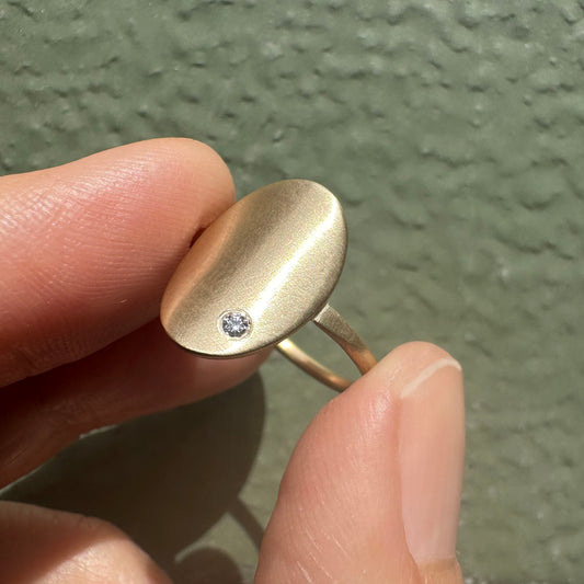 Super ellipse - gold