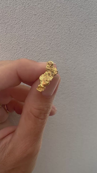 Scratchy unique large 2