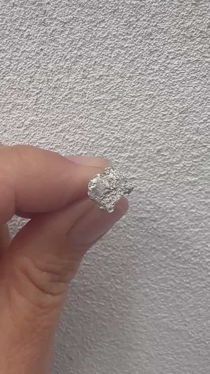 Scratchy unique small 1